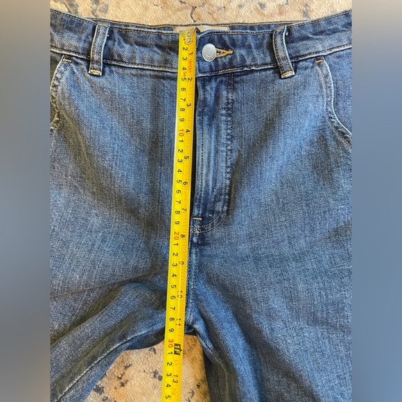 Everlane Classic Blue Jeans - Picture 4 of 10